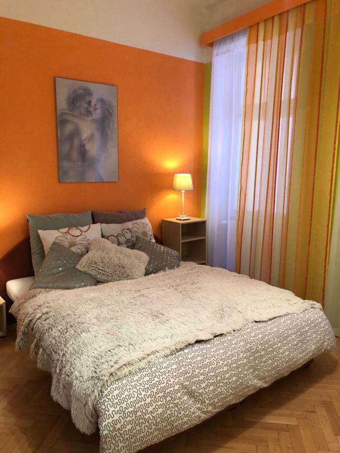 Apartman Orchidej U Vridla Karlsbad Exteriör bild