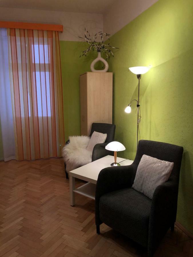 Apartman Orchidej U Vridla Karlsbad Exteriör bild
