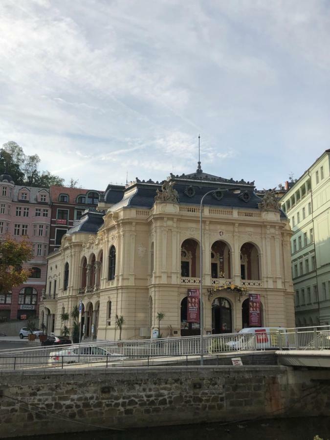 Apartman Orchidej U Vridla Karlsbad Exteriör bild